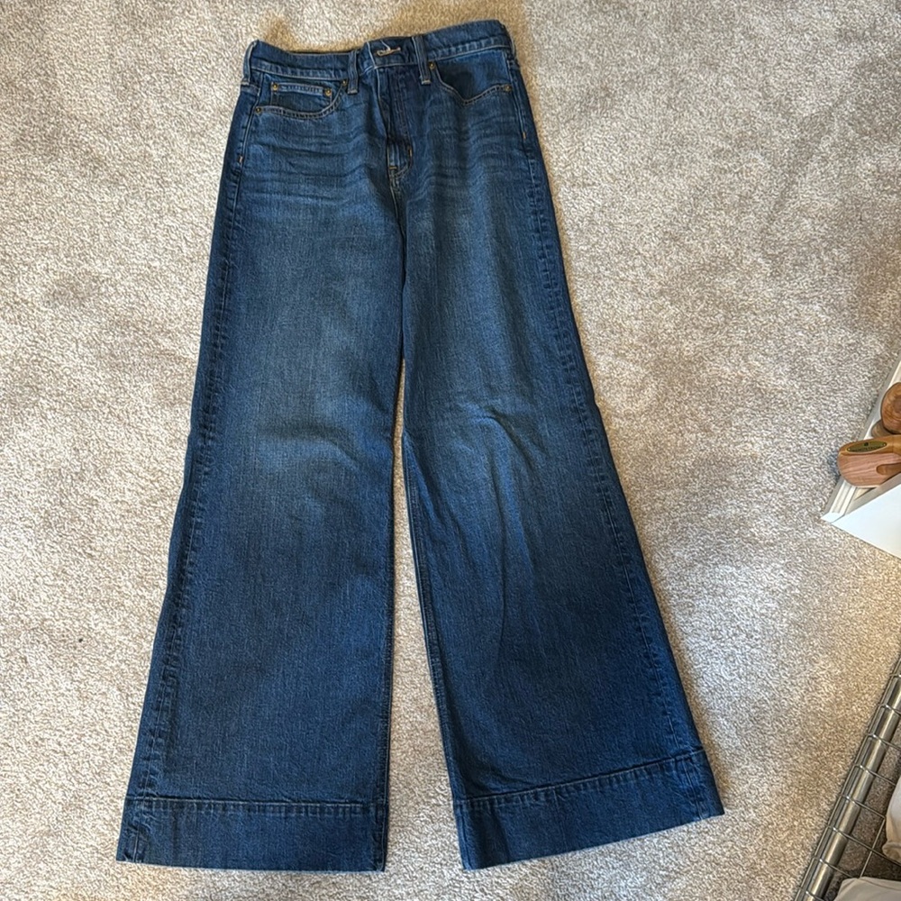 Wide Leg Trouser.
